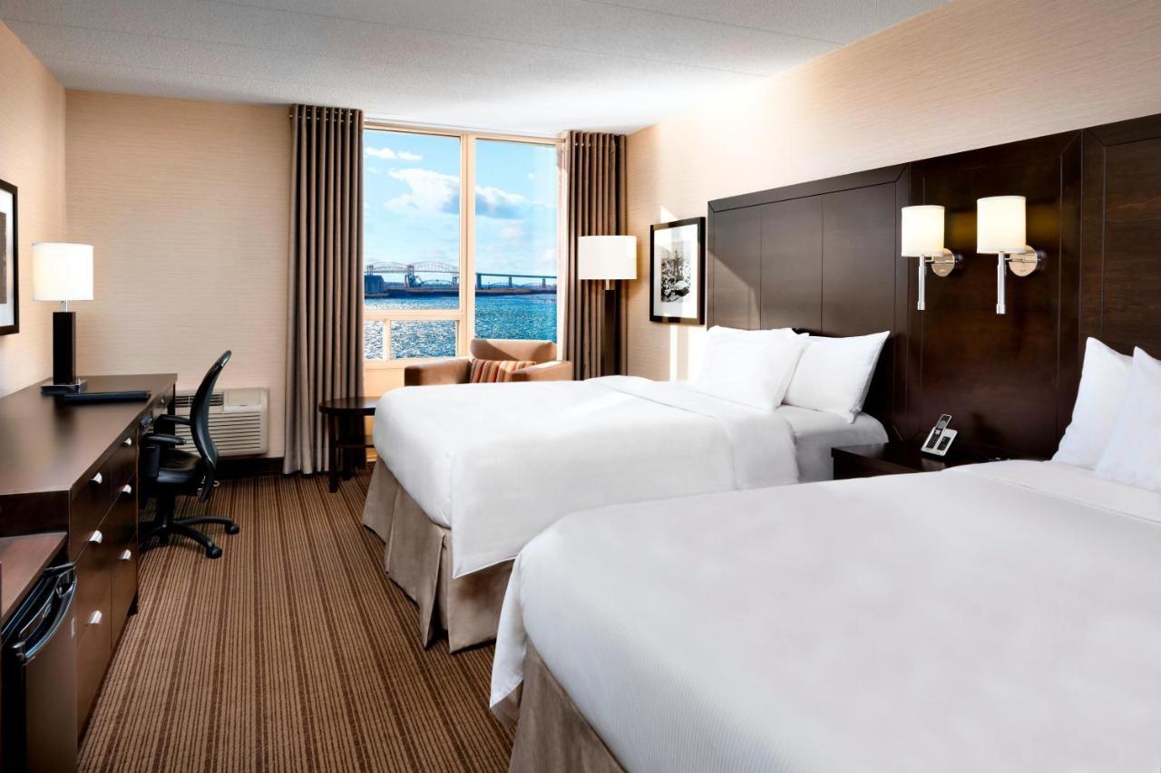 Delta Hotels By Marriott Sault Ste. Marie Waterfront Екстер'єр фото