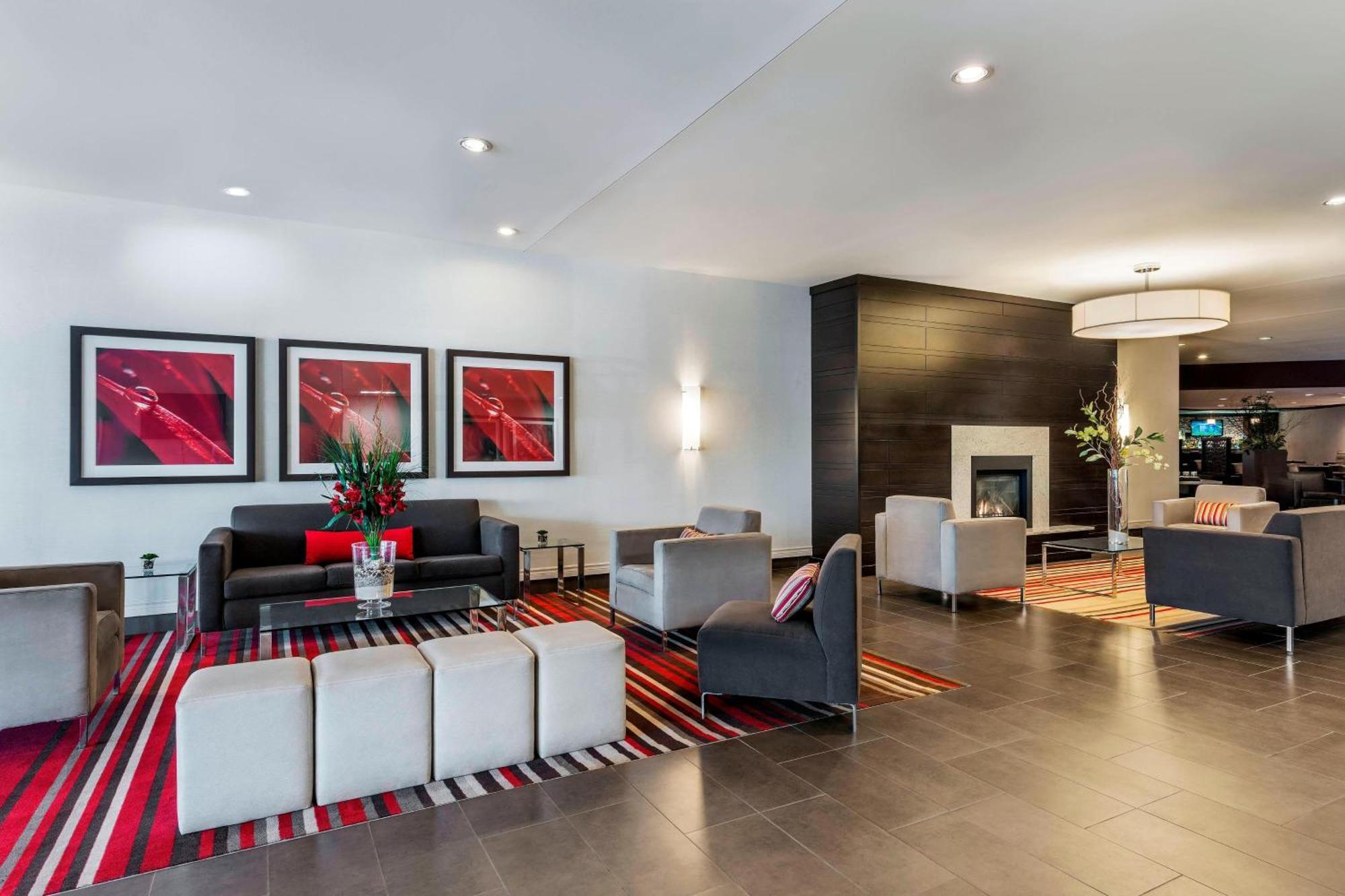 Delta Hotels By Marriott Sault Ste. Marie Waterfront Екстер'єр фото