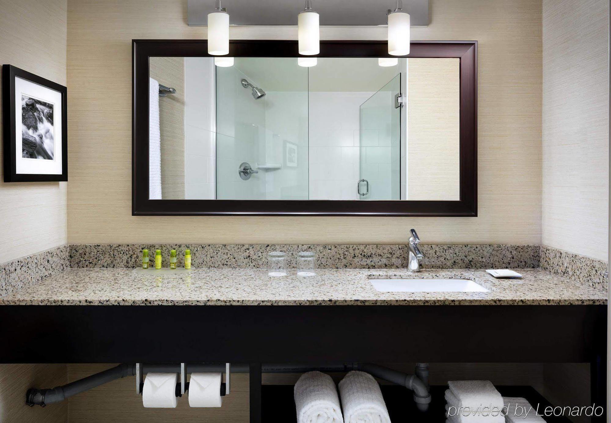 Delta Hotels By Marriott Sault Ste. Marie Waterfront Екстер'єр фото