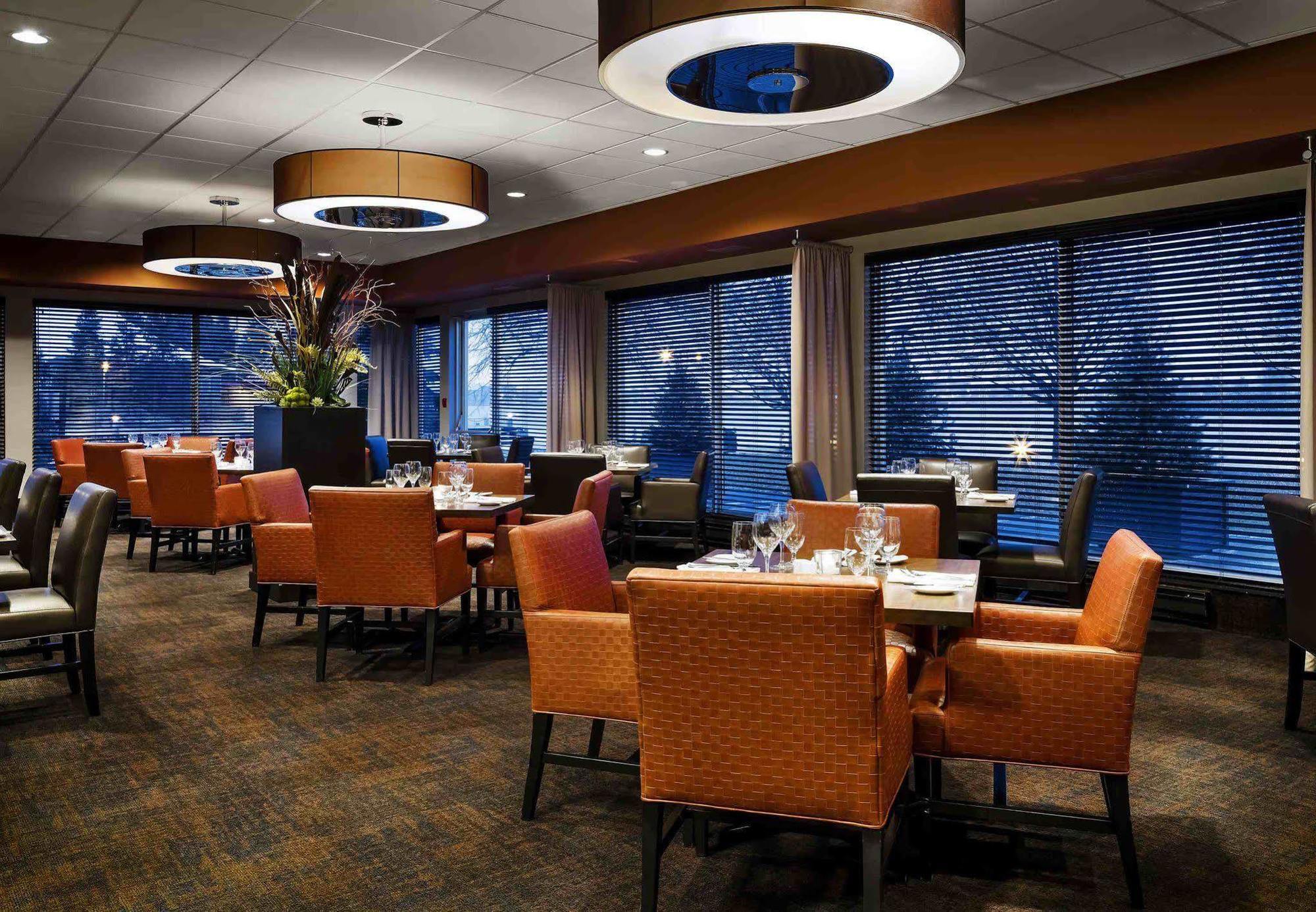 Delta Hotels By Marriott Sault Ste. Marie Waterfront Екстер'єр фото