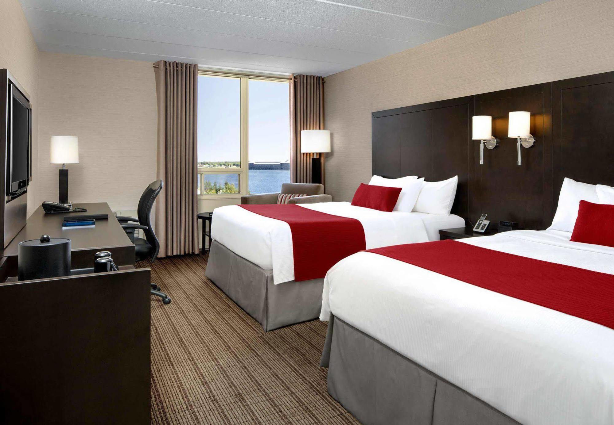 Delta Hotels By Marriott Sault Ste. Marie Waterfront Екстер'єр фото